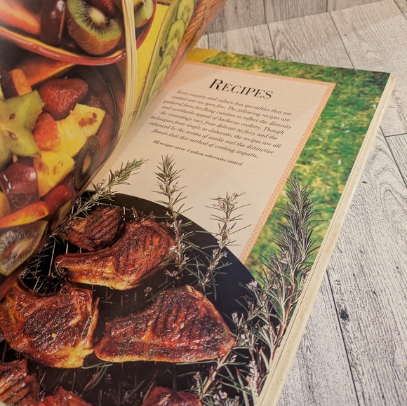 's Classic Barbecue and Grill Cookbook - White Cover - Picture 9 of 10